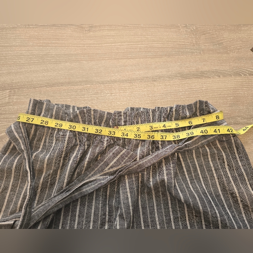 Striped shorts - Picture 5 of 6